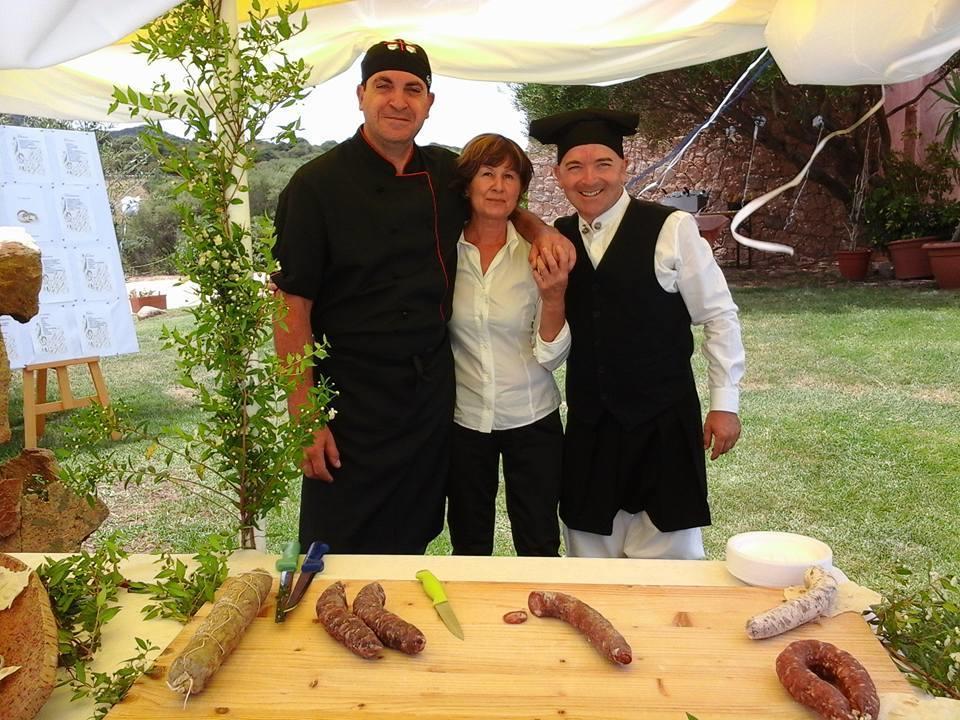 Hotel Ristorante La Tana Di Li Mazzoni Trinita d'Agultu e Vignola Bagian luar foto